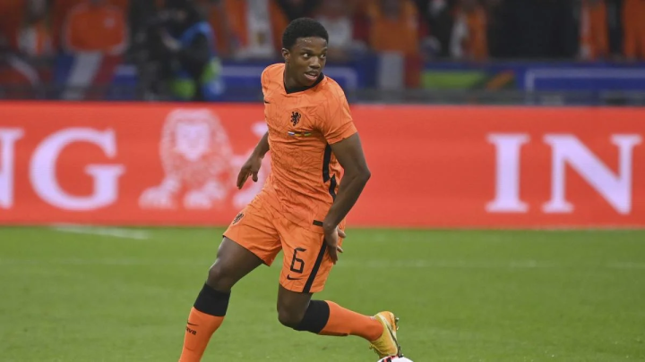 九游体育登录-关于赛前体能课后，费耶诺德调整名单备战欧篮联，更衣室稳定，球探报告显示潜力的信息